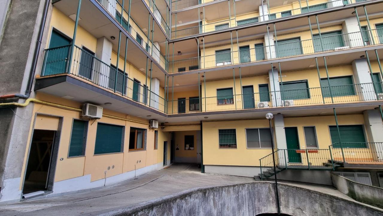 Meraviglioso Loft Navigli Milano Buitenkant foto
